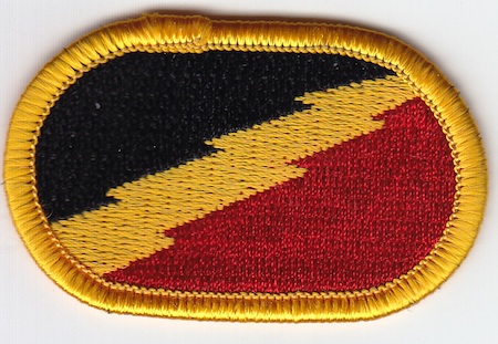 25th Infantry Div LRSD oval me ns $4.00